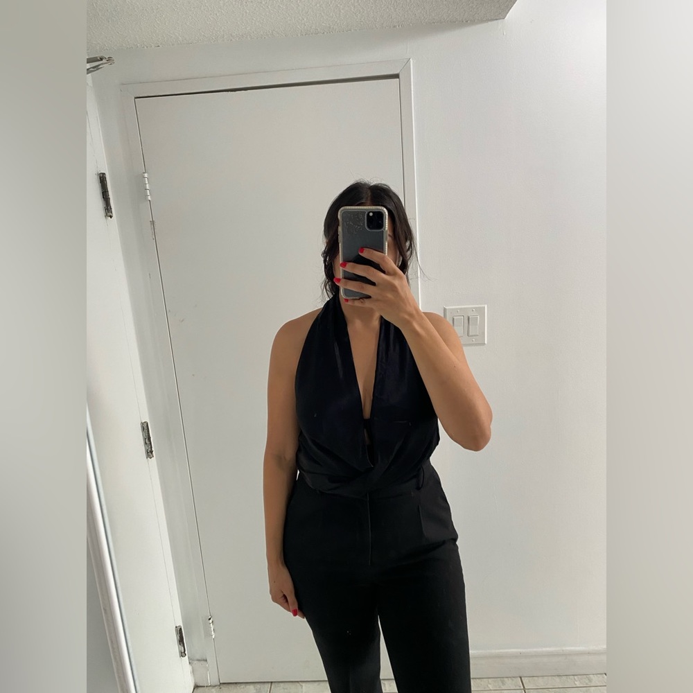 🛍️NWT BEAUTIFUL ZARA SATIN EFFECT HALTER TOP